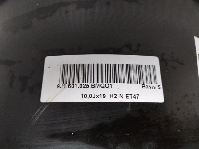 bontott PORSCHE TAYCAN Alufelni (1 db)