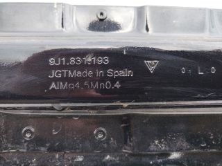 bontott PORSCHE TAYCAN Bal első Ajtó (Üres lemez)