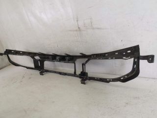 bontott PORSCHE TAYCAN Első Lökhárító Alsó Középső Díszrács