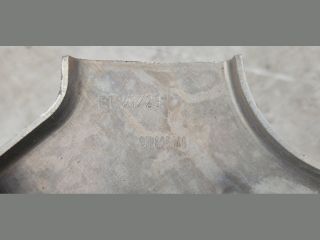 bontott PORSCHE TAYCAN Első Lökhárító Merevítő (Fém)