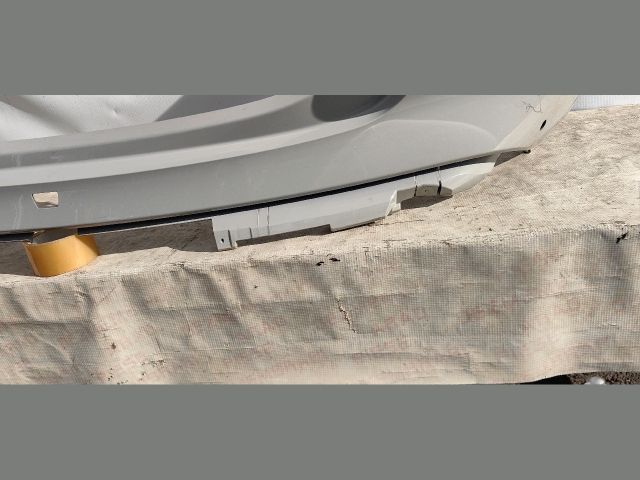 bontott PORSCHE TAYCAN Hátsó Lökhárító (Üresen)