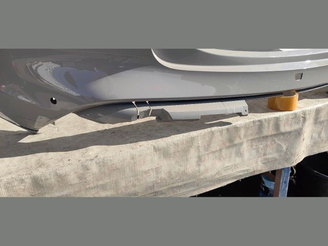 bontott PORSCHE TAYCAN Hátsó Lökhárító (Üresen)