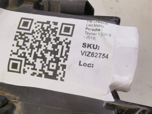 bontott PORSCHE TAYCAN Jobb Ledes Fényszóró