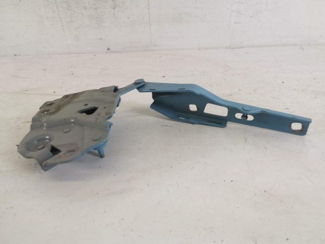 bontott PORSCHE TAYCAN Motorháztető Jobb Zsanér