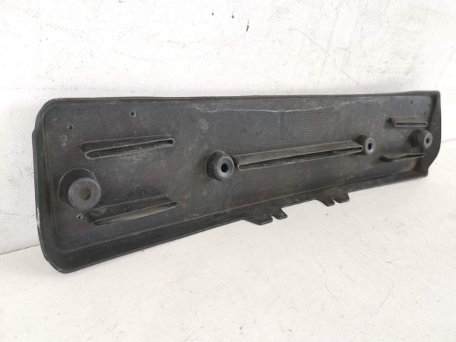 bontott PORSCHE TAYCAN Rendszámtábla Tartó