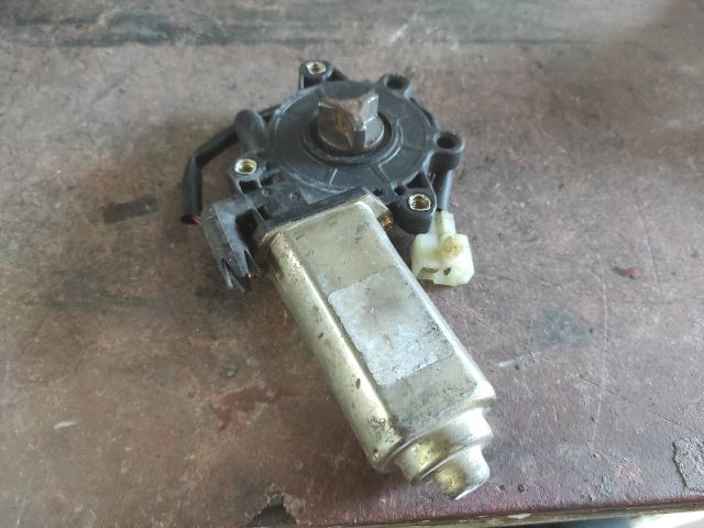 bontott PROTON PERSONA Jobb első Ablakemelő Motor