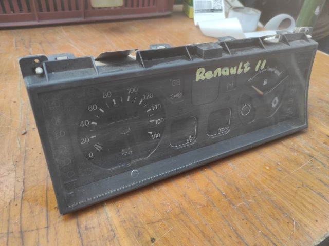 bontott RENAULT 11 Kilométeróra