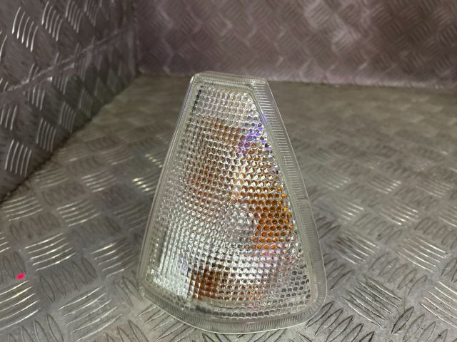 bontott RENAULT 18 Jobb első Irányjelző