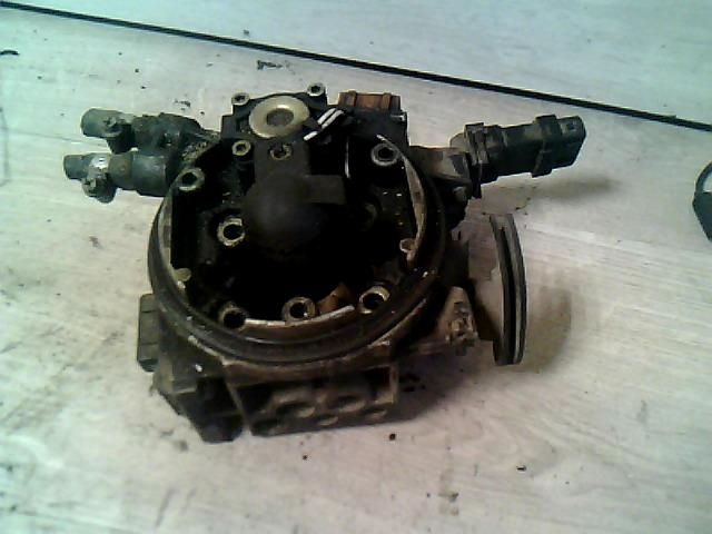 bontott RENAULT 19 Központi Injektor