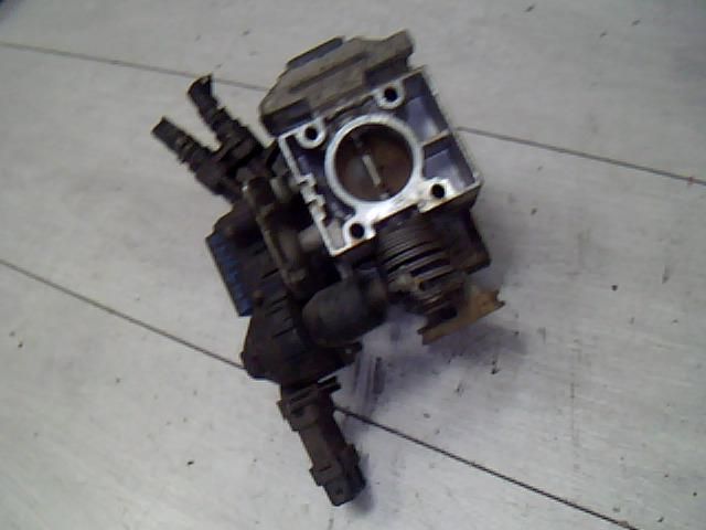 bontott RENAULT 19 Központi Injektor