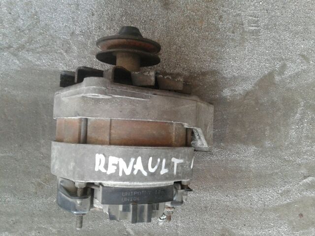 bontott RENAULT 19 Generátor