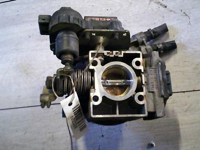 bontott RENAULT 19 Központi Injektor