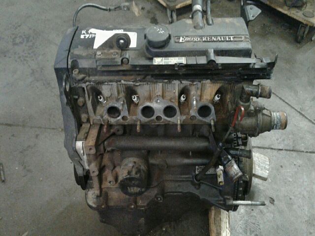 bontott RENAULT 19 Motor (Fűzött blokk hengerfejjel)