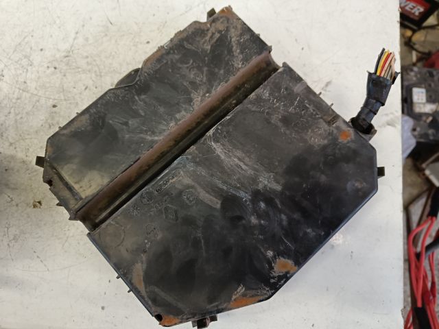 bontott RENAULT 19 Motorvezérlő