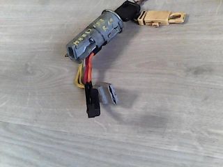 bontott RENAULT 19 Gyújtáskapcsoló Házzal