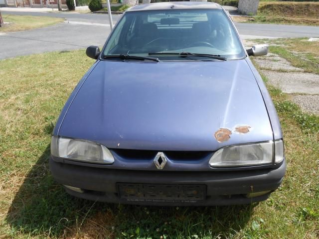 bontott RENAULT 19 Középső Kipufogó Dob