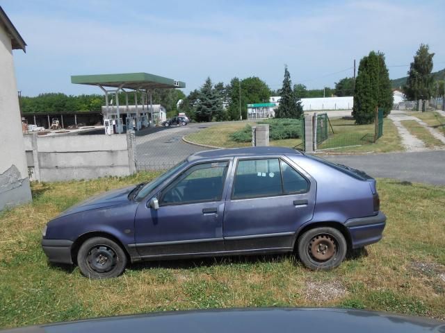 bontott RENAULT 19 Vízhűtő Radiátor (Nem klímás)