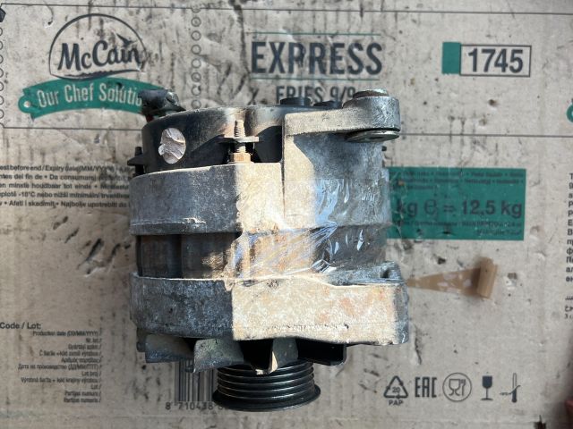 bontott RENAULT 19 Generátor