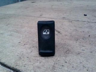 bontott RENAULT 19 Ablakemelő Kapcsoló (Pozíciófüggetlen)