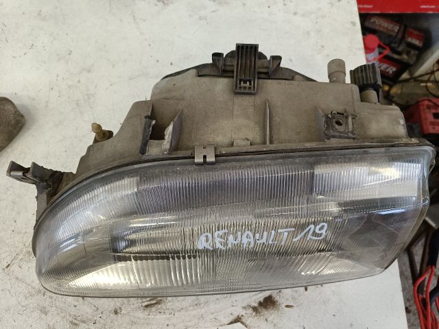 bontott RENAULT 19 Bal Fényszóró