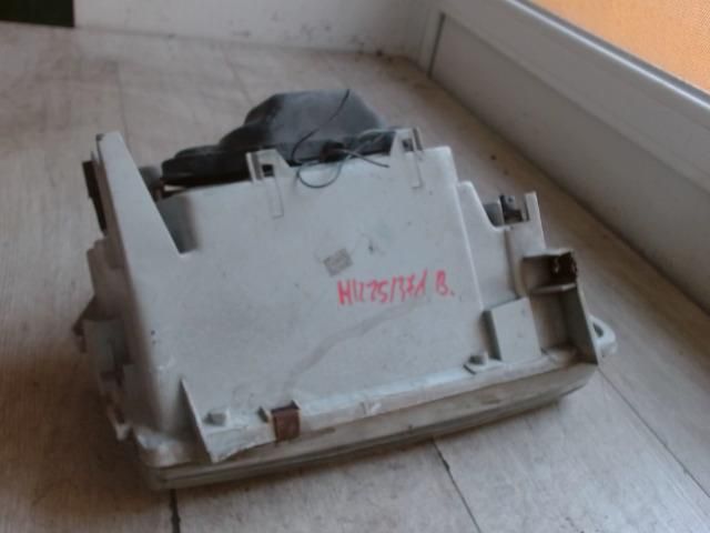 bontott RENAULT 19 Bal Fényszóró