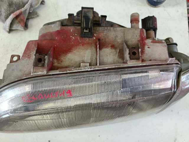 bontott RENAULT 19 Bal Fényszóró