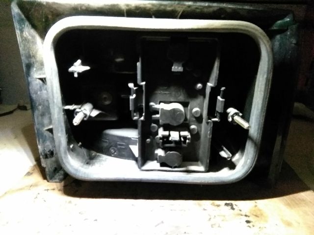 bontott RENAULT 19 Bal Hátsó Lámpa