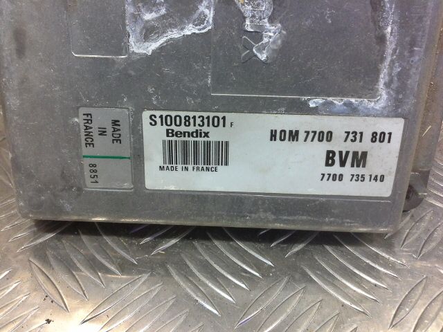 bontott RENAULT 19 Elektronika (Magában)