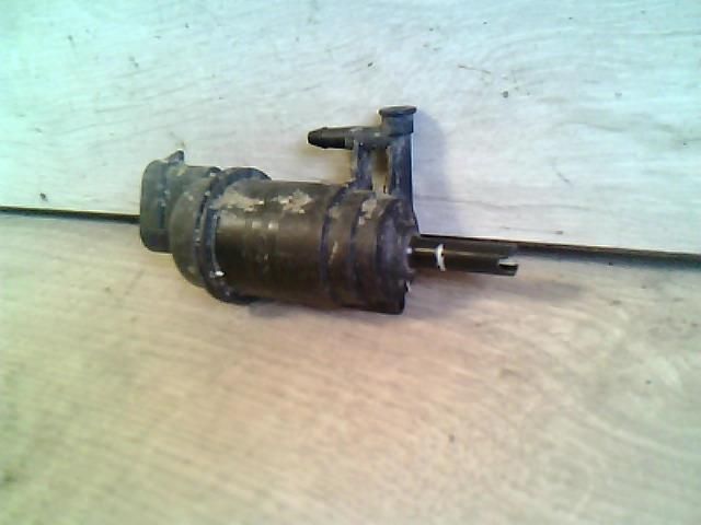 bontott RENAULT 19 Első Ablakmosó Szivattyú