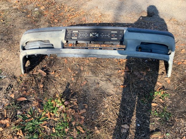 bontott RENAULT 19 Első Lökhárító (Részeivel)