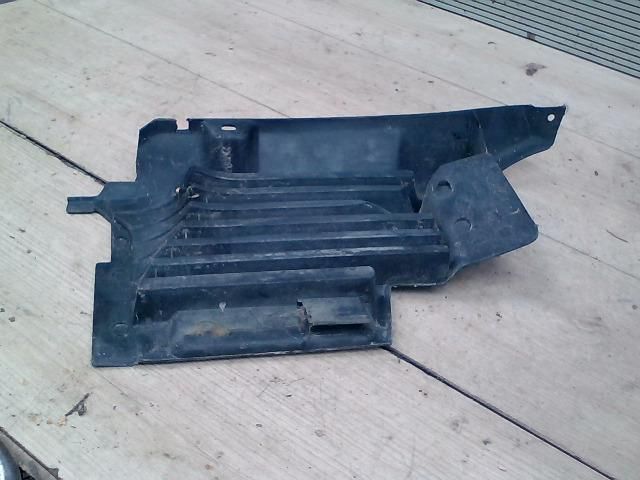 bontott RENAULT 19 Hűtőrács