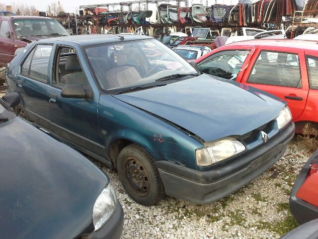 bontott RENAULT 19 Jobb első Ajtó (Részeivel)