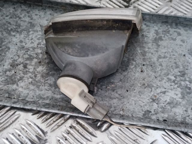 bontott RENAULT 19 Jobb első Irányjelző