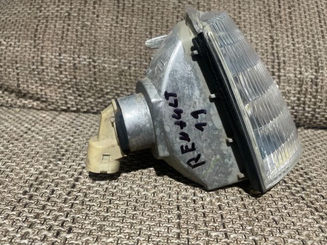 bontott RENAULT 19 Jobb első Irányjelző