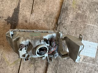 bontott RENAULT 19 Jobb Fényszóró