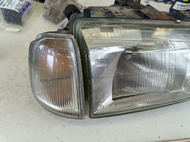 bontott RENAULT 19 Jobb Fényszóró