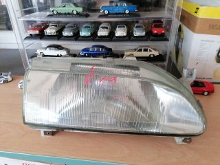 bontott RENAULT 19 Jobb Fényszóró