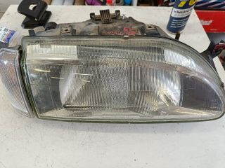 bontott RENAULT 19 Jobb Fényszóró