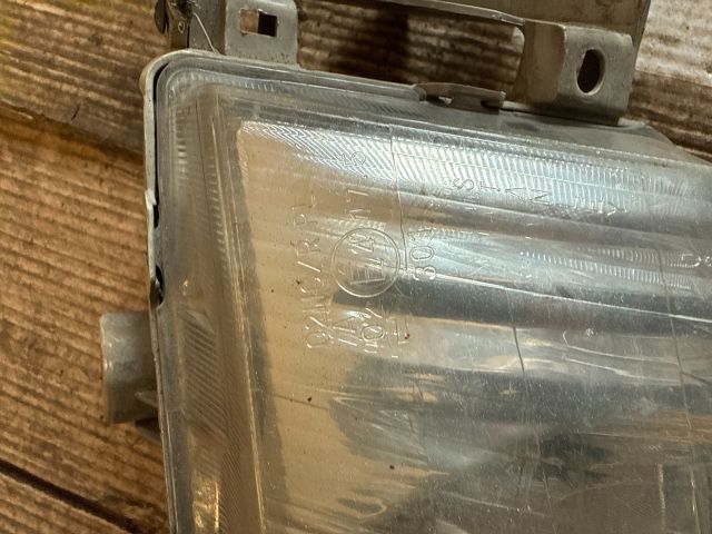 bontott RENAULT 19 Jobb Fényszóró