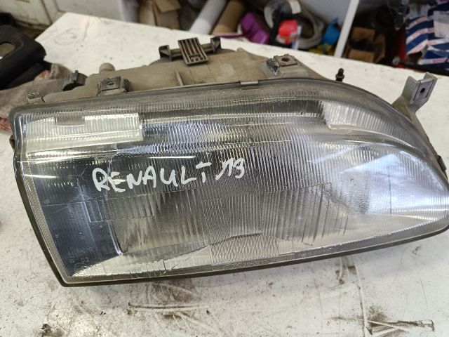 bontott RENAULT 19 Jobb Fényszóró