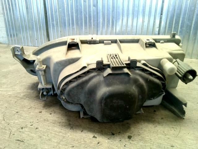 bontott RENAULT 19 Jobb Fényszóró