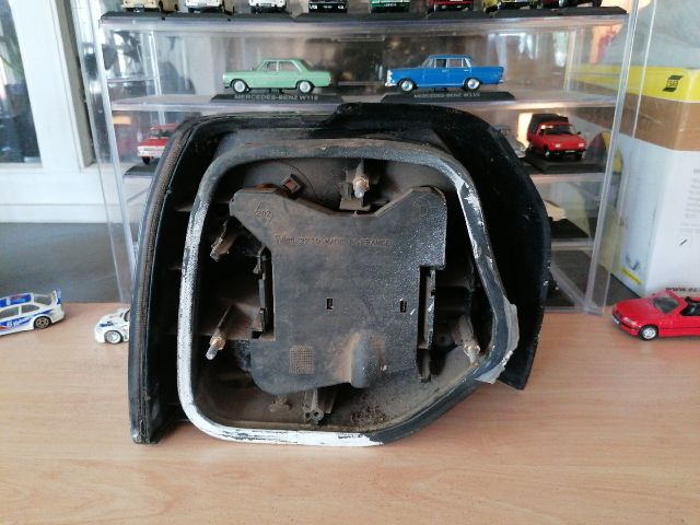 bontott RENAULT 19 Jobb Hátsó Lámpa