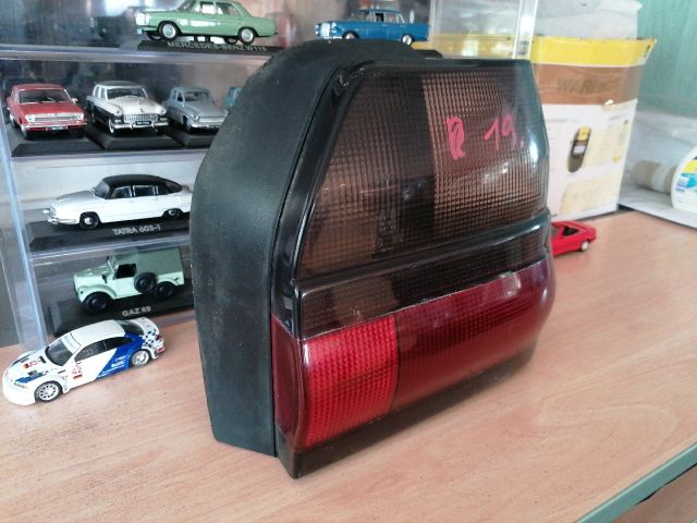 bontott RENAULT 19 Jobb Hátsó Lámpa