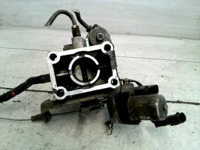 bontott RENAULT 19 Központi Injektor