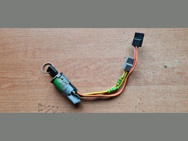 bontott RENAULT 5 Gyújtáskapcsoló