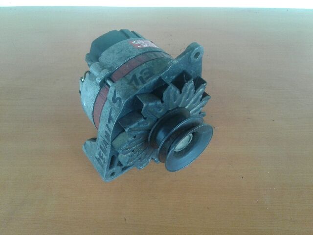 bontott RENAULT 5 Generátor