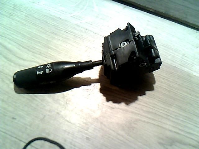 bontott RENAULT 5 Bal Kormánykapcsoló Irányjelző