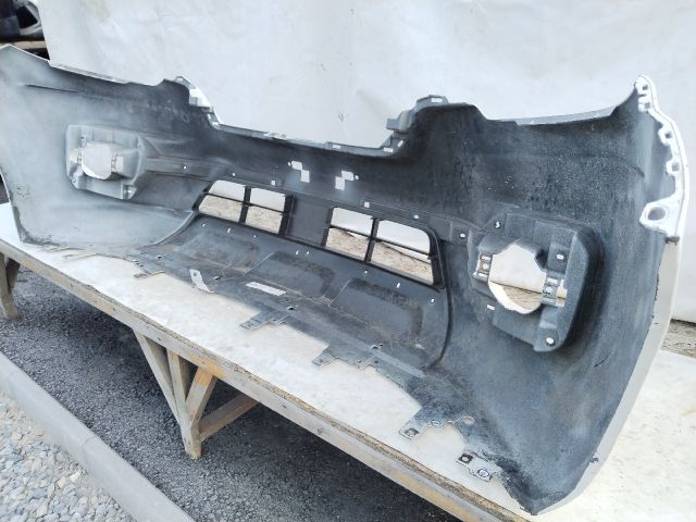 bontott RENAULT ALASKAN Első Lökhárító (Üresen)