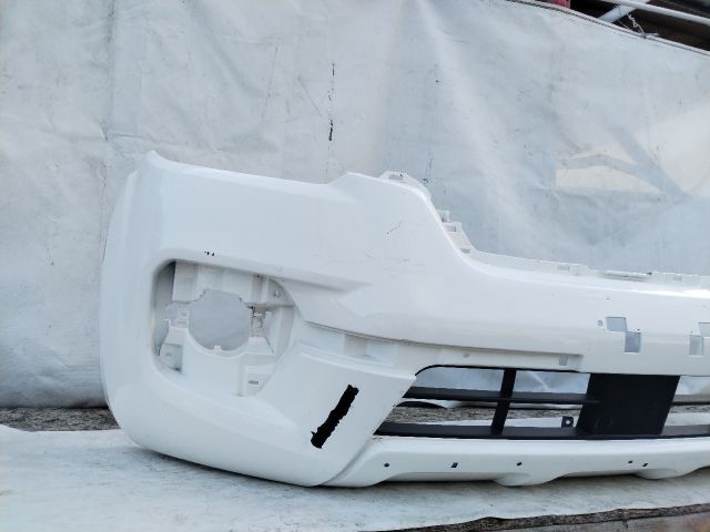 bontott RENAULT ALASKAN Első Lökhárító (Üresen)