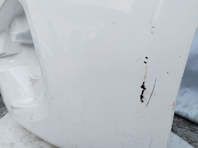 bontott RENAULT ALASKAN Első Lökhárító (Üresen)